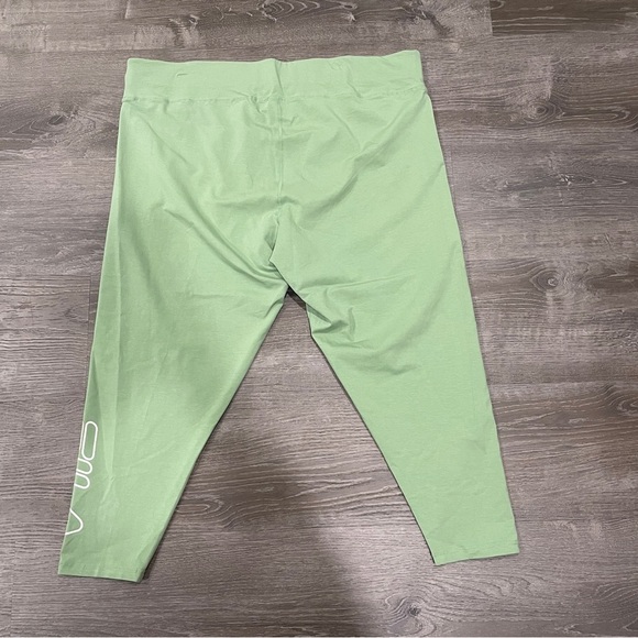 NWT Fila Green Strut 7/8 Tight Leggings - Picture 2 of 10